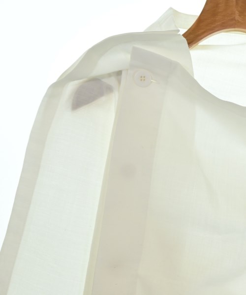 ISSEY MIYAKE（イッセイミヤケ）カジュアルシャツ 白 サイズ:3(L位) レディース/2200625291083