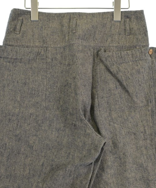 ISSEY MIYAKE（イッセイミヤケ）その他 ベージュ サイズ:9(M位) レディース/2200625841424