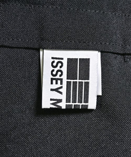 ISSEY MIYAKE（イッセイミヤケ）その他 黒 サイズ:3(L位) レディース/2200626304225