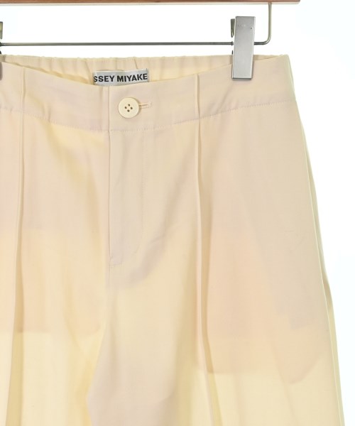 ISSEY MIYAKE（イッセイミヤケ）スラックス 白 サイズ:2(M位) レディース/2200627141027