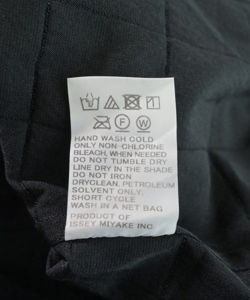 ISSEY MIYAKE（イッセイミヤケ）カジュアルジャケット 黒 サイズ:1(S位) レディース/2200628539038