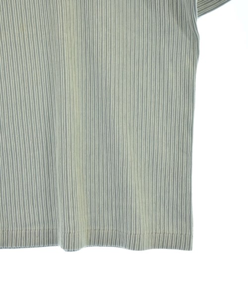 ISSEY MIYAKE MEN（イッセイ　ミヤケ　メン）Tシャツ・カットソー グレー サイズ:3(L位) メンズ/2200630255032