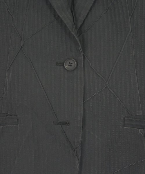 ISSEY MIYAKE（イッセイミヤケ）カジュアルジャケット 黒 サイズ:1(S位) レディース/2200630857014