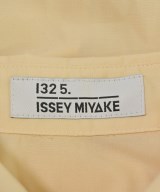 ISSEY MIYAKE（イッセイミヤケ）カジュアルシャツ 黄 サイズ:3(L位) レディース/2200616907030