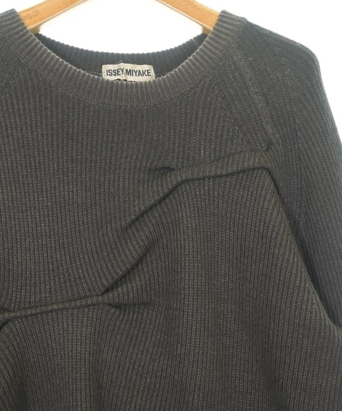 ISSEY MIYAKE（イッセイミヤケ）カーディガン グレー サイズ:M レディース/2200632484034
