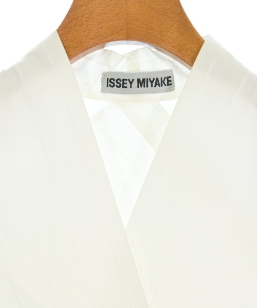 ISSEY MIYAKE（イッセイミヤケ）ブラウス 白 サイズ:M レディース/2200620016018