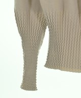 ISSEY MIYAKE（イッセイミヤケ）ニット・セーター ベージュ サイズ:2(M位) レディース/2200622376028