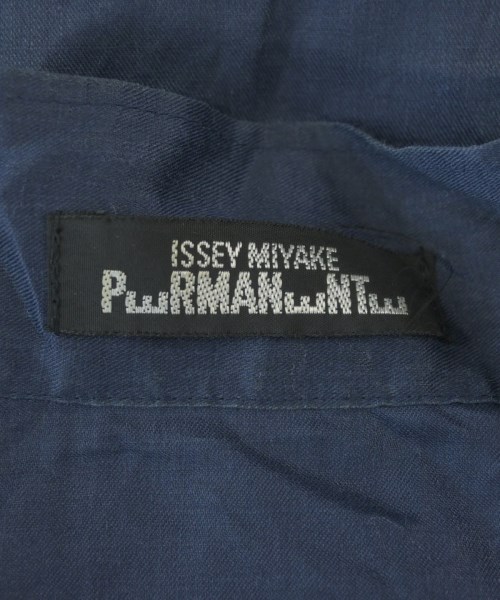 ISSEY MIYAKE（イッセイミヤケ）カジュアルシャツ 紺 サイズ:M レディース/2200630146200