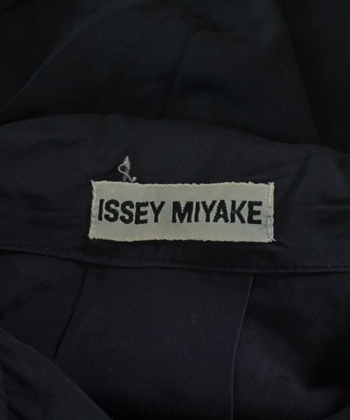 ISSEY MIYAKE（イッセイミヤケ）カジュアルシャツ 紺 サイズ:L レディース/2200610900082