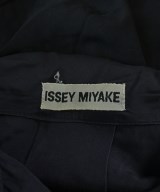 ISSEY MIYAKE（イッセイミヤケ）カジュアルシャツ 紺 サイズ:L レディース/2200610900082
