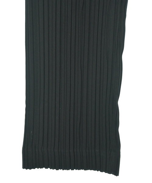 ISSEY MIYAKE（イッセイミヤケ）オールインワン/サロペット 黒 サイズ:M レディース/2200608901039