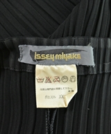 ISSEY MIYAKE（イッセイミヤケ）オールインワン/サロペット 黒 サイズ:M レディース/2200608901039