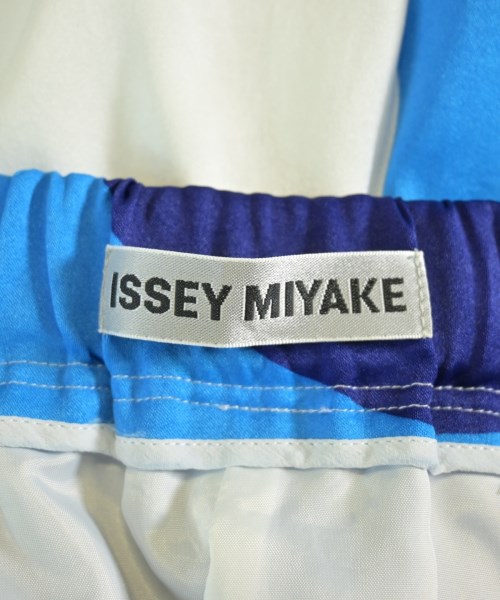 ISSEY MIYAKE（イッセイミヤケ）その他 青 サイズ:2(M位) レディース/2200612578180