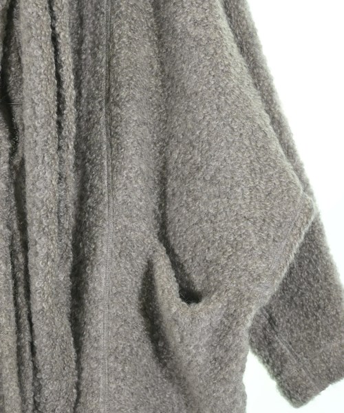 ISSEY MIYAKE（イッセイミヤケ）その他 グレー サイズ:2(M位) レディース/2200613911016