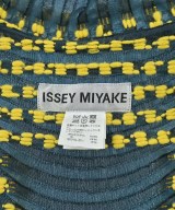 ISSEY MIYAKE（イッセイミヤケ）ストール 青 サイズ:- レディース/2200610028045