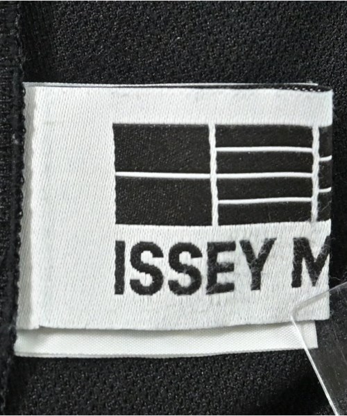 ISSEY MIYAKE（イッセイミヤケ）その他 黒 サイズ:4(XL位) メンズ/2200614419061