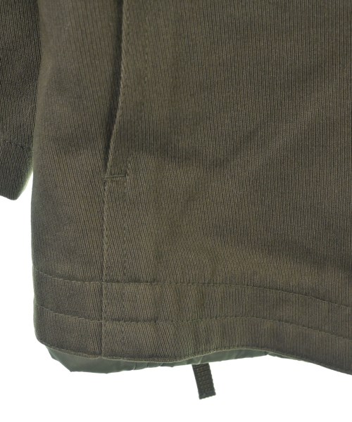 ISSEY MIYAKE（イッセイミヤケ）その他 カーキ サイズ:2(M位) メンズ/2200611226020