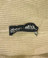 ISSEY MIYAKE（イッセイミヤケ）カーディガン ベージュ サイズ:M メンズ/2200611226105
