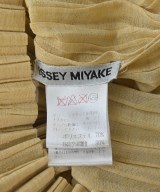 ISSEY MIYAKE（イッセイミヤケ）ブラウス ベージュ サイズ:M レディース/2200611226167