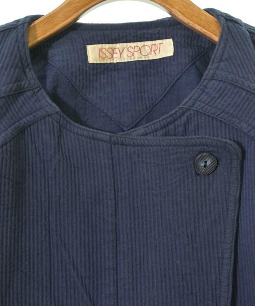 ISSEY MIYAKE（イッセイミヤケ）その他 青 サイズ:9(M位) レディース/2200614834024