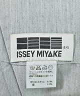 ISSEY MIYAKE（イッセイミヤケ）その他 グレー サイズ:3(L位) レディース/2200615162171