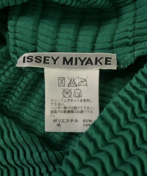 ISSEY MIYAKE（イッセイミヤケ）カジュアルジャケット 緑 サイズ:2(M位) レディース/2200617826125