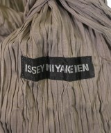 ISSEY MIYAKE（イッセイミヤケ）カジュアルジャケット グレー サイズ:4(XL位) メンズ/2200618049110