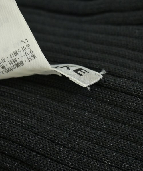 ISSEY MIYAKE（イッセイミヤケ）ニット・セーター 黒 サイズ:2(M位) レディース/2200619208059