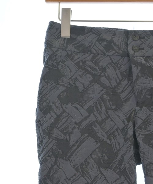 ISSEY MIYAKE（イッセイミヤケ）その他 グレー サイズ:2(M位) レディース/2200619658144