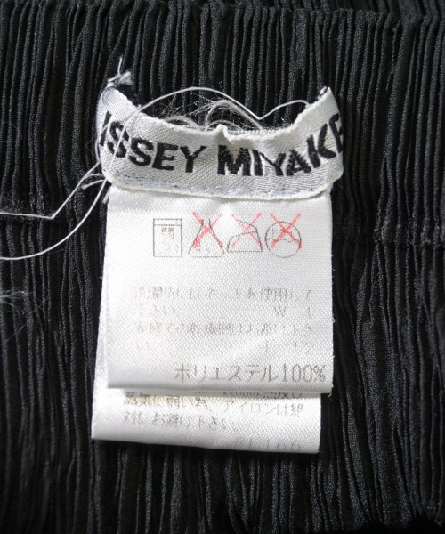 ISSEY MIYAKE（イッセイミヤケ）ひざ丈スカート 黒 サイズ:L レディース/2200604210012