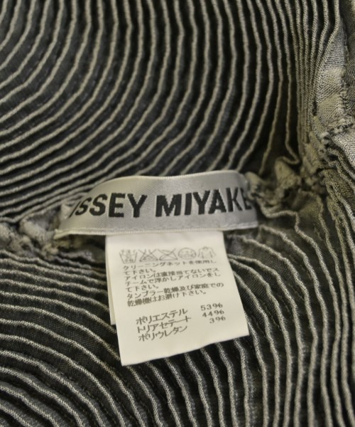ISSEY MIYAKE（イッセイミヤケ）ブラウス グレー サイズ:2(M位) レディース/2200603354113