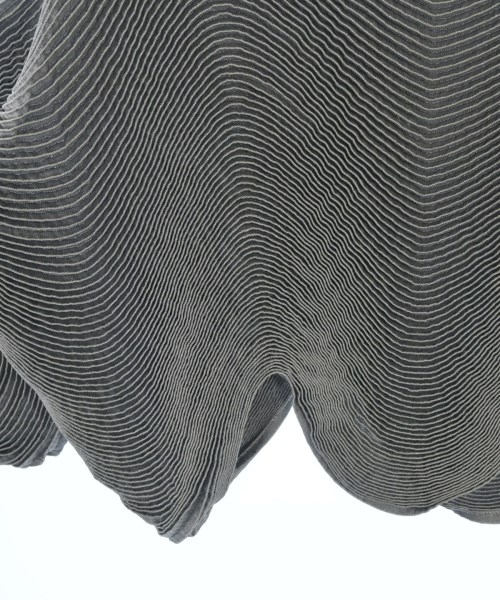ISSEY MIYAKE（イッセイミヤケ）ブラウス グレー サイズ:2(M位) レディース/2200603354113