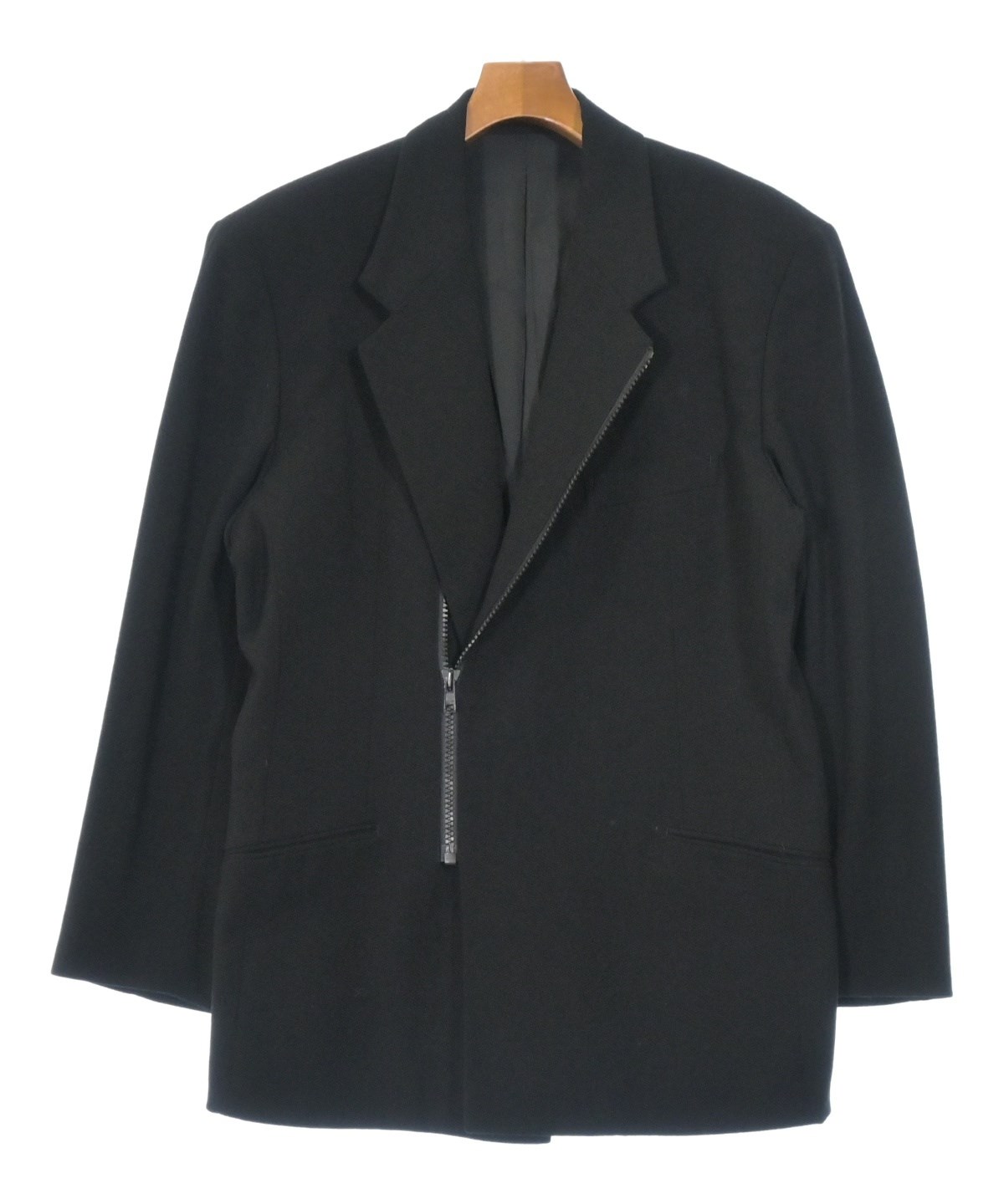 ISSEY MIYAKE（イッセイミヤケ）テーラードジャケット 黒 サイズ:L