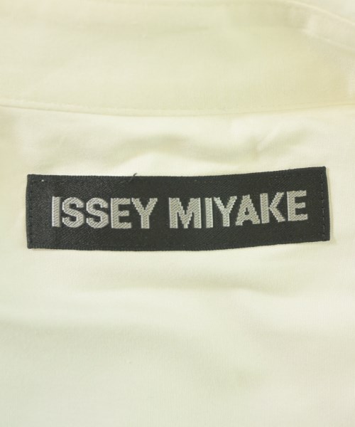 ISSEY MIYAKE（イッセイミヤケ）カジュアルシャツ 白 サイズ:-(M位) メンズ/2200675726061