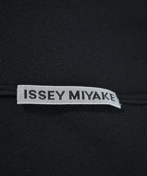ISSEY MIYAKE（イッセイミヤケ）ベスト 黒 サイズ:M レディース/2200675707022