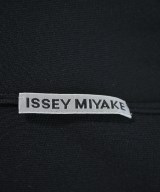 ISSEY MIYAKE（イッセイミヤケ）ベスト 黒 サイズ:M レディース/2200675707022