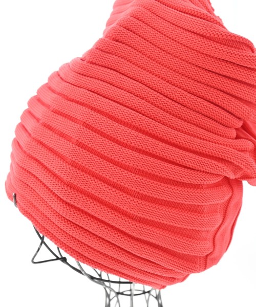 ISSEY MIYAKE（イッセイミヤケ）ニットキャップ・ビーニー 赤 サイズ:- レディース/2200676344059