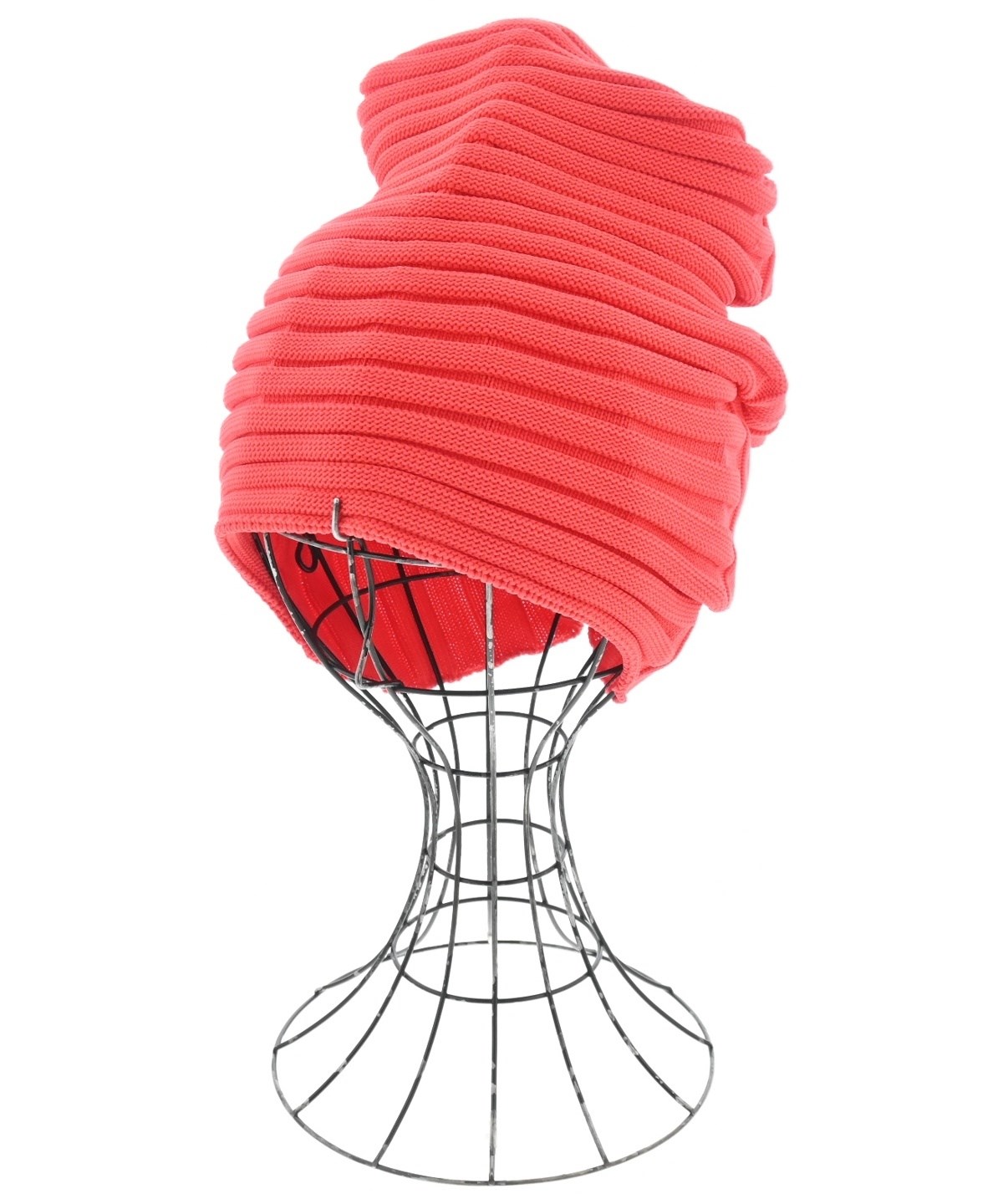 issey miyake ニット 帽子 ISSEY MIYAKE（イッセイミヤケ）ニットキャップ・ビーニー 赤 サイズ