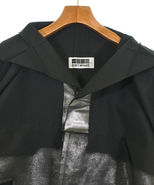 ISSEY MIYAKE（イッセイミヤケ）カジュアルジャケット 黒 サイズ:3(L位) レディース/2200672289026