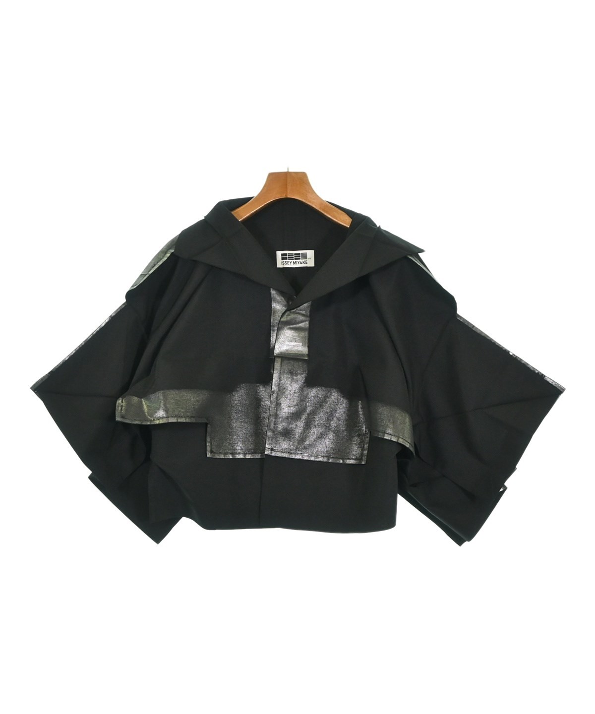 ISSEY MIYAKE（イッセイミヤケ）カジュアルジャケット 黒 サイズ:3(L位