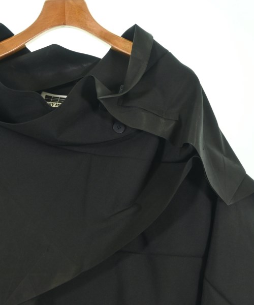 ISSEY MIYAKE（イッセイミヤケ）カジュアルジャケット 黒 サイズ:3(L位) レディース/2200672289040