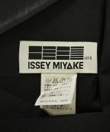ISSEY MIYAKE（イッセイミヤケ）カジュアルジャケット 黒 サイズ:3(L位) レディース/2200672289040