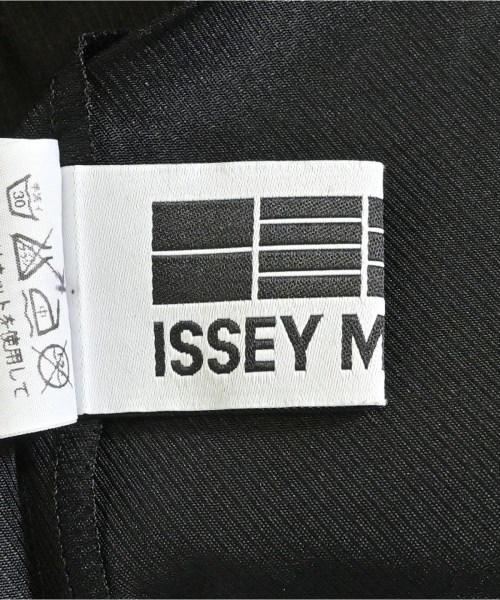 ISSEY MIYAKE（イッセイミヤケ）ブラウス 黒 サイズ:3(L位) レディース/2200672289071