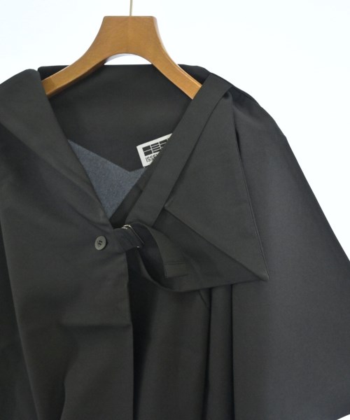 ISSEY MIYAKE（イッセイミヤケ）ブラウス 黒 サイズ:3(L位) レディース/2200672289088