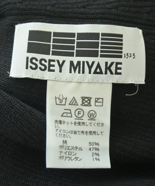 ISSEY MIYAKE（イッセイミヤケ）ワンピース 黒 サイズ:2(M位) レディース/2200672289118