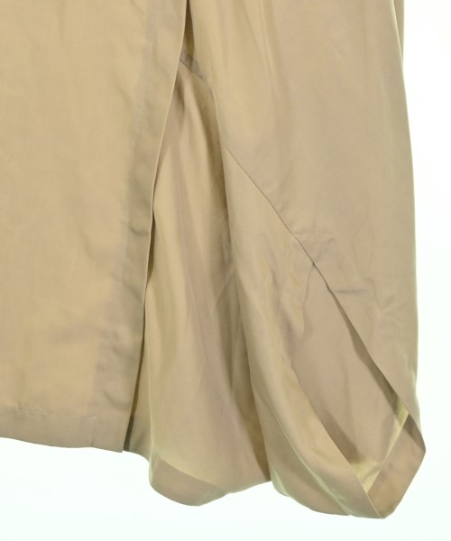 ISSEY MIYAKE（イッセイミヤケ）その他 ベージュ サイズ:2(M位) レディース/2200679058113