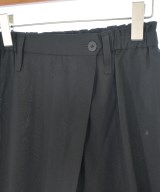 ISSEY MIYAKE（イッセイミヤケ）クロップドパンツ 黒 サイズ:2(M位) レディース/2200679058120