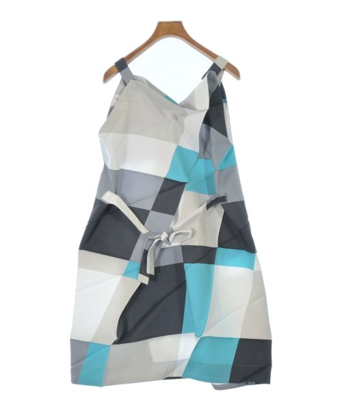 ISSEY MIYAKE（イッセイミヤケ）オールインワン/サロペット グレー サイズ:3(M位) レディース/2200679058137