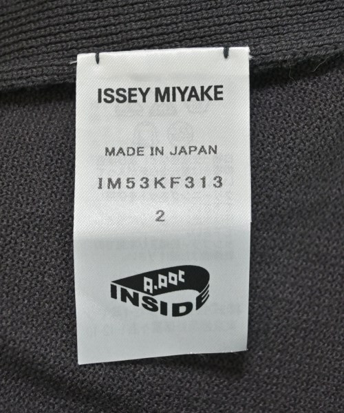 ISSEY MIYAKE（イッセイミヤケ）その他 グレー サイズ:2(M位) レディース/2200681085176