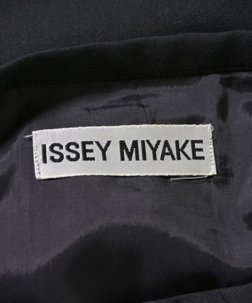 ISSEY MIYAKE（イッセイミヤケ）ミニスカート 黒 サイズ:M レディース/2200681185012